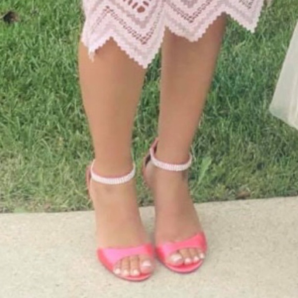 Pink heels - Picture 2 of 6